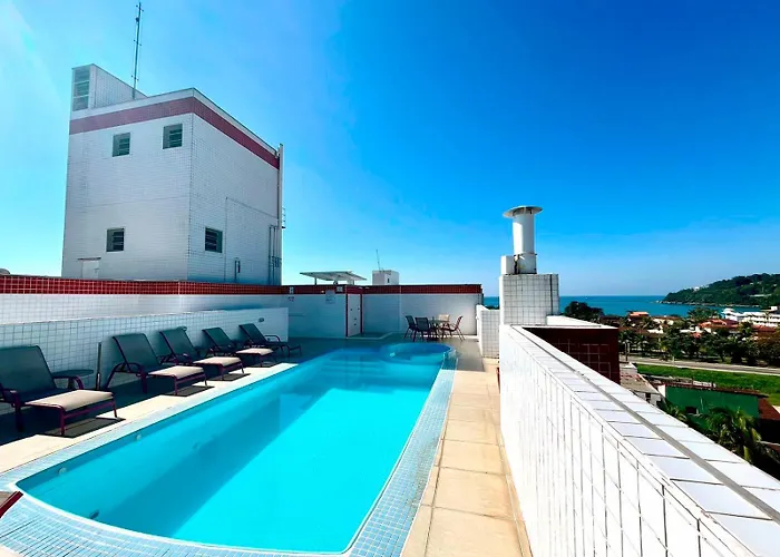 Apartamento em Ubatuba! A 100m da praia das Toninhas!